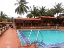 Бассейн в Leoney Resort Goa или поблизости