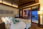 Кровать или кровати в номере Centara Grand Beach Resort Phuket