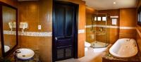 Ванная комната в Pandanus Resort