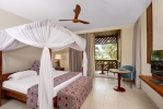 Кровать или кровати в номере Melia Zanzibar