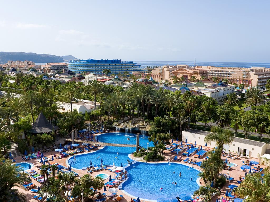 Вид на бассейн в Hotel Best Tenerife или окрестностях