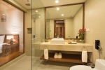 Ванная комната в Cam Ranh Riviera Beach Resort & Spa