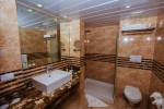Ванная комната в Golden Beach Resort