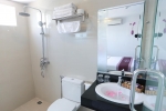 Ванная комната в Lavender Nha Trang Hotel