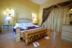 Кровать или кровати в номере Nubian Island Hotel