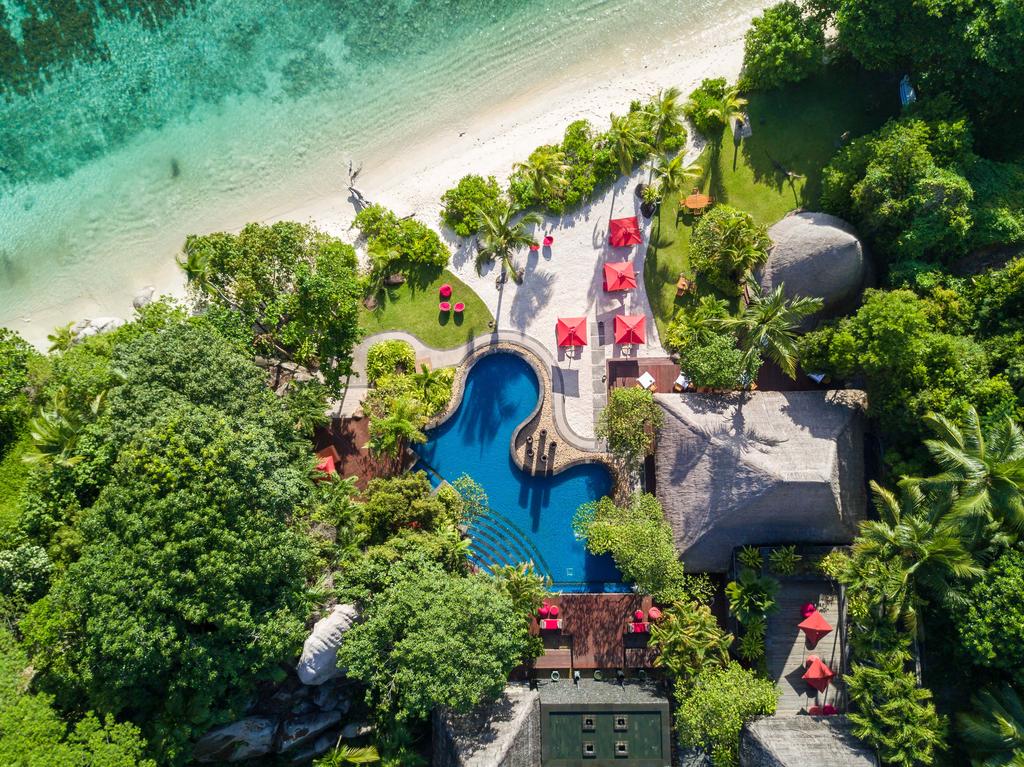 Отель MAIA Luxury Resort & Spa Seychelles с высоты птичьего полета