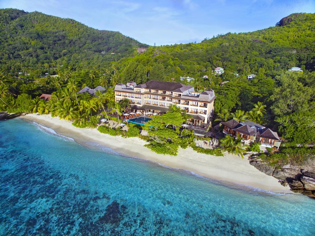Отель DoubleTree by Hilton Seychelles Allamanda Resort & Spa с высоты птичьего полета