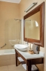 Ванная комната в Mediterranean Village Hotel & Spa