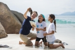 Семья в Four Seasons Resort Seychelles
