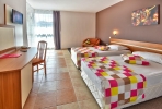 Кровать или кровати в номере COOEE Mimosa Sunshine Hotel - All inclusive