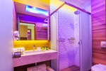 Ванная комната в Porto Marine Hotel