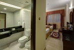 Ванная комната в Comfort Inn Hotel Deira