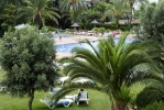 Вид на бассейн в Hotel Surf Mar или окрестностях
