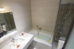 Ванная комната в Sky Star Resort