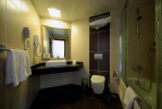 Ванная комната в Pasa Beach Hotel