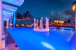 Бассейн в Now Sapphire Riviera Cancun - All Inclusive или поблизости