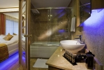 Ванная комната в Granada Luxury Okurcalar