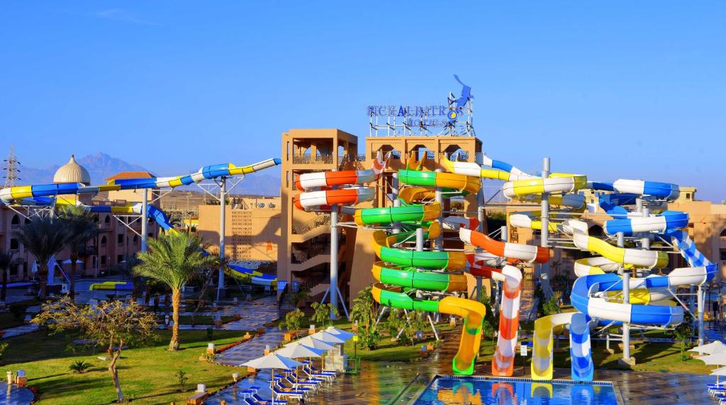 Отель Albatros Aqua Park Resort 