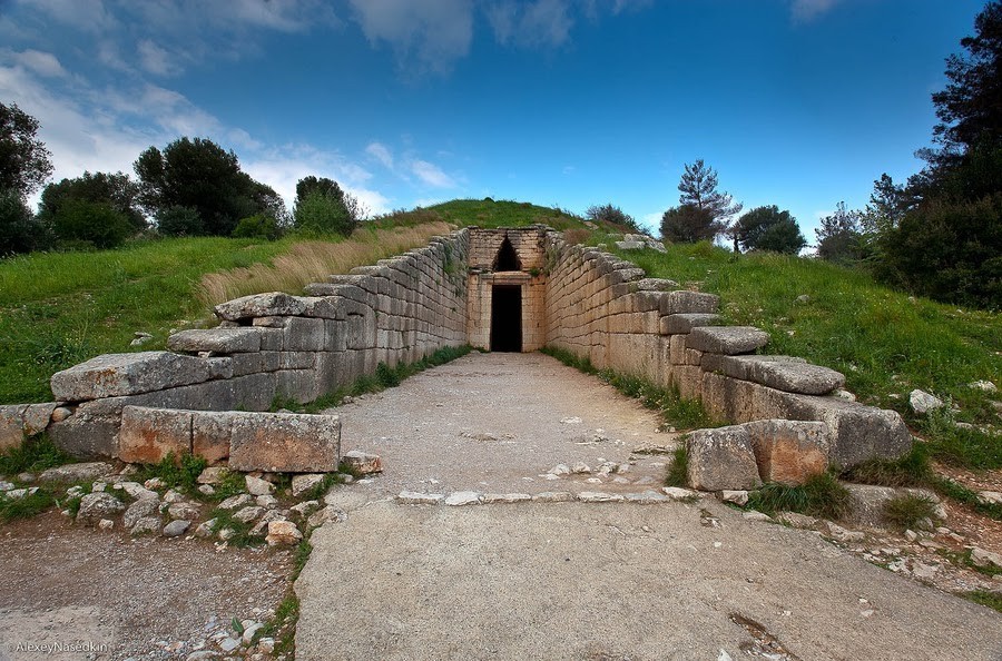 Микенские гробницы открываются для туристов