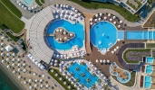 Вид на бассейн в Miraggio Thermal Spa Resort или окрестностях
