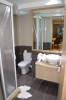 Ванная комната в Anezi Tower Hotel