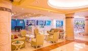 Лаундж или бар в Coral Beach Resort Sharjah