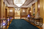 Лобби или стойка регистрации в Hilton Sharjah