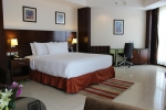 Кровать или кровати в номере DoubleTree by Hilton Hotel Aqaba