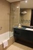 Ванная комната в DoubleTree by Hilton Hotel Aqaba
