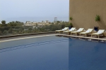 Бассейн в DoubleTree by Hilton Hotel Aqaba или поблизости