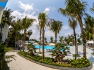 Вид на бассейн в Thien Thanh Resort или окрестностях