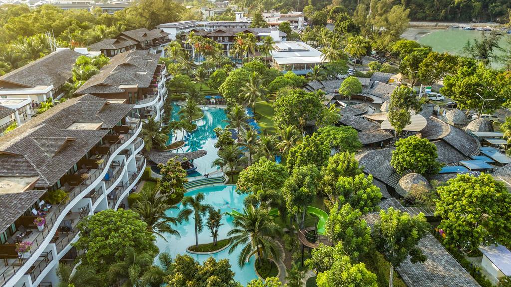 Отель Holiday Inn Resort Krabi Ao Nang Beach с высоты птичьего полета