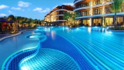 Бассейн в Holiday Inn Resort Krabi Ao Nang Beach или поблизости
