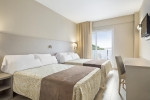 Кровать или кровати в номере Hotel Best Cap Salou