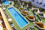 Вид на бассейн в Villa De Adeje Beach или окрестностях