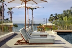 Бассейн в Parklane, a Luxury Collection Resort & Spa, Limassol или поблизости