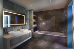Ванная комната в Pernera Beach Hotel