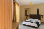 Кровать или кровати в номере Hotel Elotia