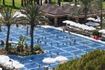 Вид на бассейн в Crystal Tat Beach Golf Resort & Spa или окрестностях