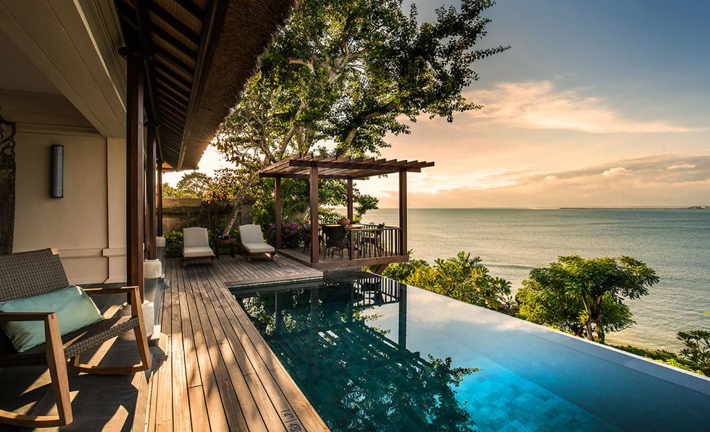 Отель Бассейн в Four Seasons Resort Bali at Jimbaran Bay или поблизости
