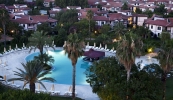 Вид на бассейн в Sunrise Resort Hotel или окрестностях