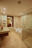 Ванная комната в The Heritage Pattaya Beach Resort
