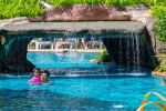 Бассейн в Thavorn Palm Beach Resort Phuket или поблизости