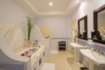 Ванная комната в La Veranda Resort Phu Quoc - MGallery by Sofitel