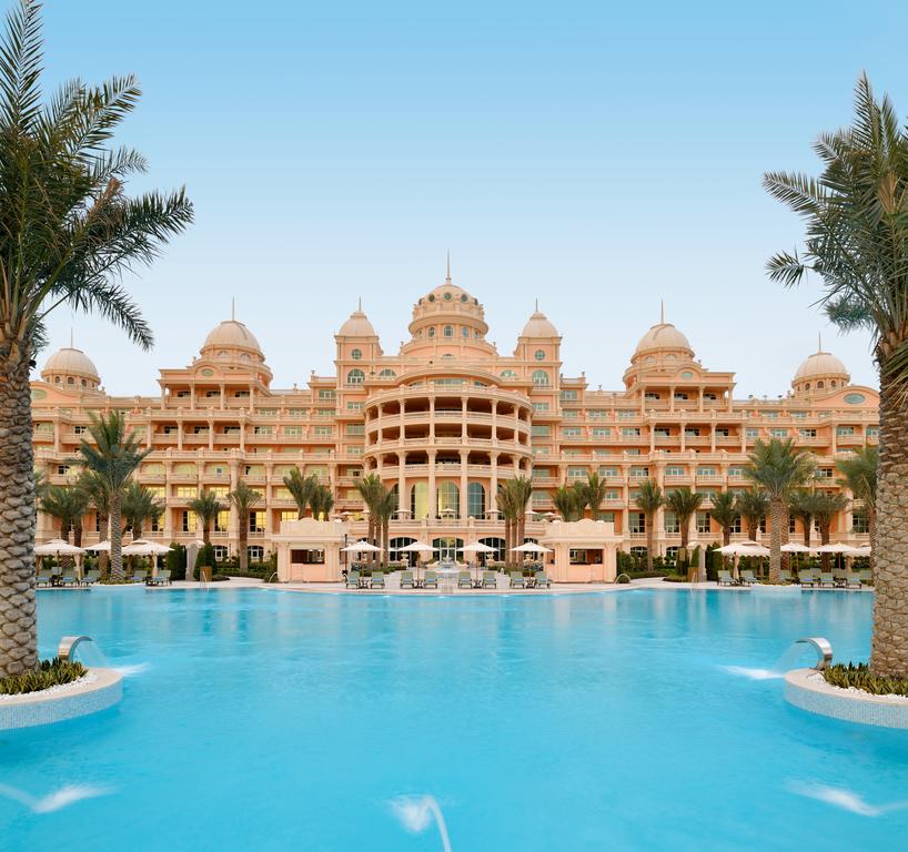 Отель Бассейн в Emerald Palace Kempinski Dubai или поблизости