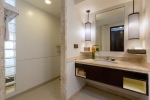 Ванная комната в Centara Kata Resort Phuket