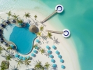 Вид на бассейн в Kandima Maldives или окрестностях
