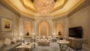 Гостиная зона в Emirates Palace Hotel