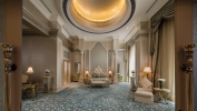 Лобби или стойка регистрации в Emirates Palace Hotel