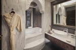 Ванная комната в Jumeirah Zabeel Saray